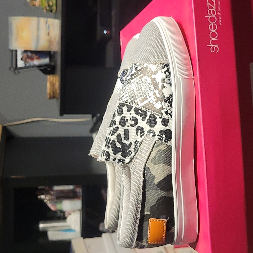 Size 38 (6.5), Multi Colored, Slip on Sneakers